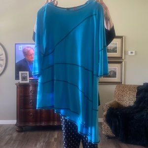 IC collection Tunic Top